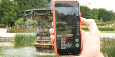 Kinder-Gang beraubte Pokémon-Jäger im Stadtpark