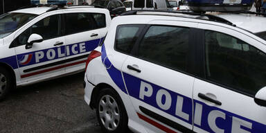 Lehrer in Marseille mit Messer attackiert