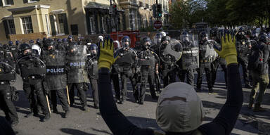 USA-Proteste: Mehrere US-Polizisten von Schüssen verletzt