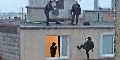 Rätselhafter Polizei-Einsatz am Dach