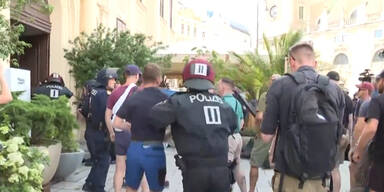 Rechtsextreme attackieren Polizisten bei Demo