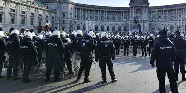 Demo: Polizei dementiert Einkesselung