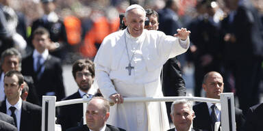 Papst fordert politische Lösung für Ukraine 