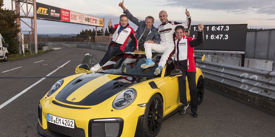 911 GT2 RS pulverisiert Nordschleifen-Rekord