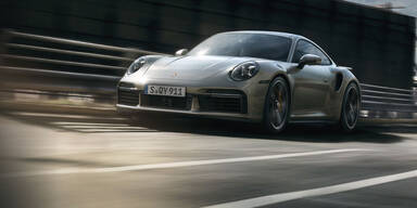 Neuer Porsche 911 Turbo S leistet 650 PS