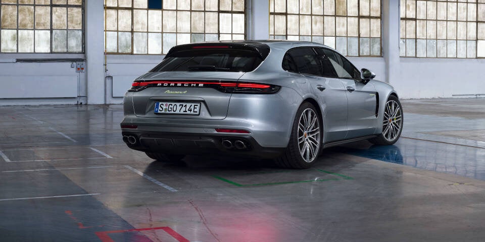 Porsche bringt Panamera mit bis zu 700 PS