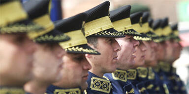 Polizei in Pristina (Kosovo)