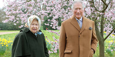 Queen Elizabeth, Charles