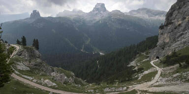 Erdrutsch in den Dolomiten: Drei Tote