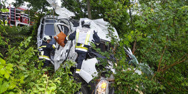 Ein Toter bei Horror-Crash in Tirol