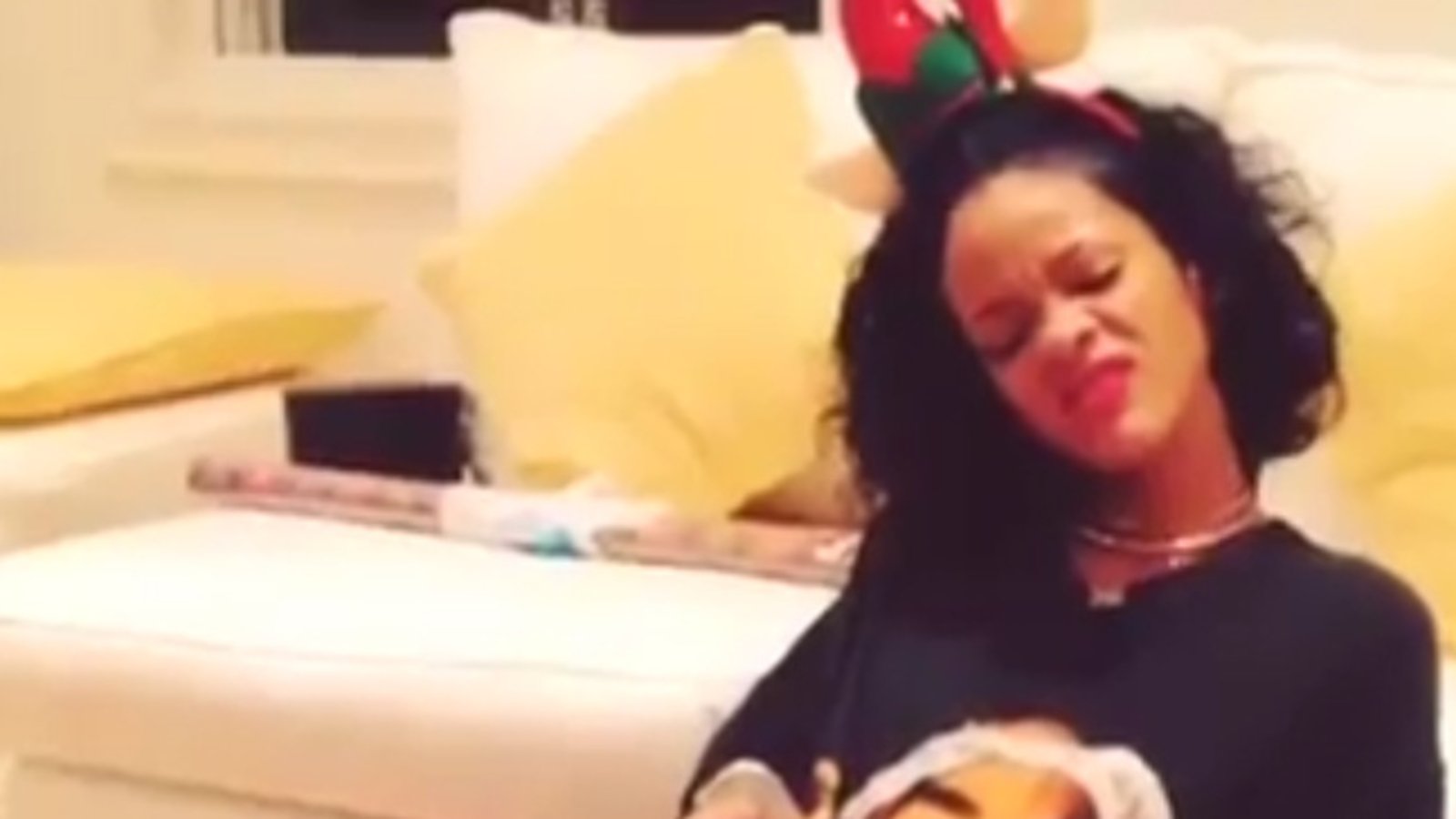 So feierte Rihanna Weihnachten oe24.tv