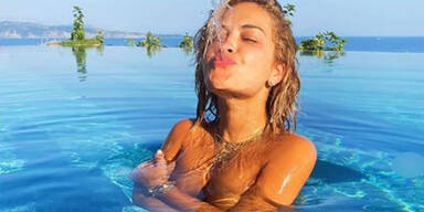 Rita Ora: Nackt im Luxus-Urlaub