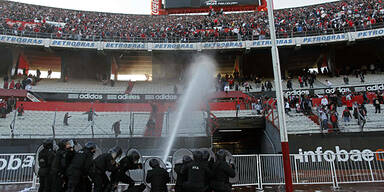 Gewaltexzesse nach Abstieg von River Plate