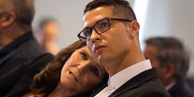 Schwere Vorwürfe gegen Ronaldo: Jetzt spricht seine Mama