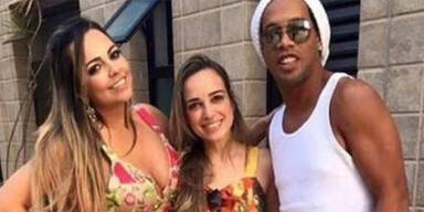 Irre: Ronaldinho plant Hochzeits-Dreier