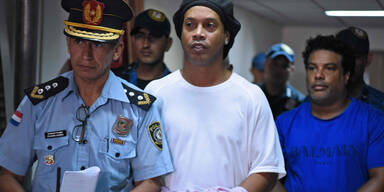 Fluchtgefahr! Ronaldinho bleibt in U-Haft