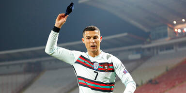 Kapitänsbinde von Ronaldo wird in Serbien versteigert