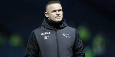 Rooney beendet aktive Karriere und wird Chefcoach von Derby