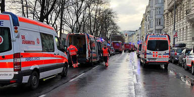 Zimmerbrand in Wien: 15 Personen im Krankenhaus