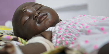 Wunder: Baby überlebt Flugzeugabsturz