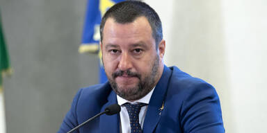 Salvini zu Doppelpass: "Italien entscheidet, wer den Pass erhält"