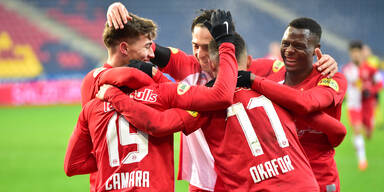 6:2 - Salzburg schießt Rapid mühelos aus dem Cup
