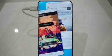 Samsung Smartphone mit 100%-Display