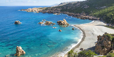 Sardinien fordert von allen Reisenden Corona-Test