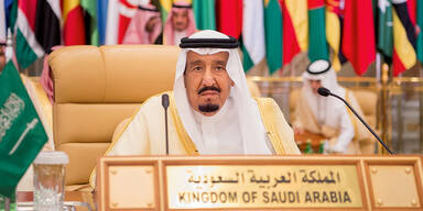 Saudi-König mietete 400 Zimmer und kommt nicht