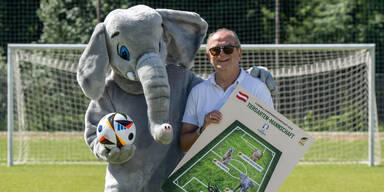 Tierisches Fußball-EM-Team im Zoo Schönbrunn präsentiert