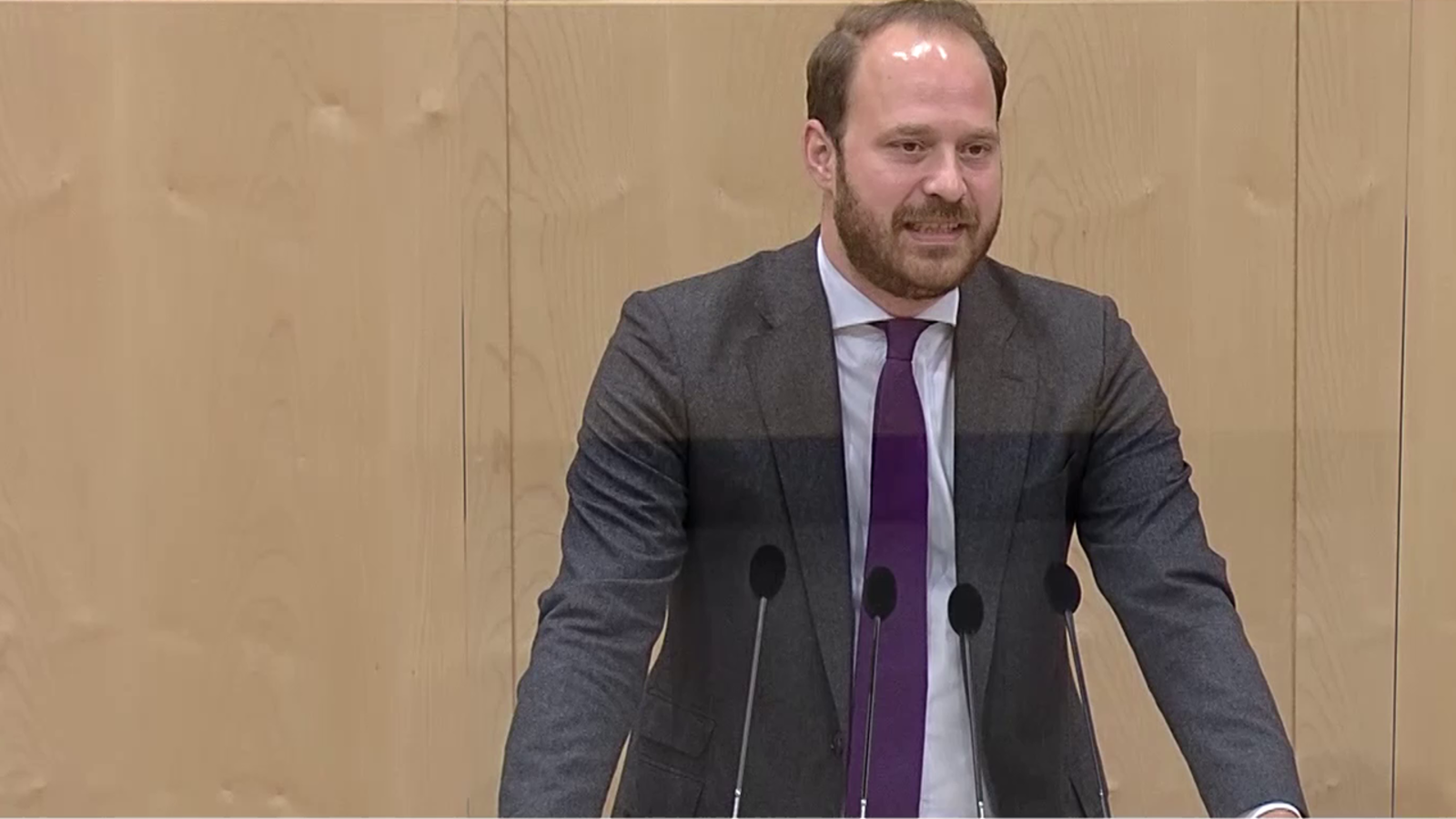 NationalratSondersitzung Statement von Nikolaus Scherak oe24.tv