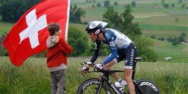 Schleck gewinnt vor Lance Armstrong