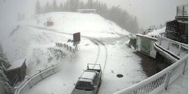 Schneefall  sorgte in Tirol für Chaos
