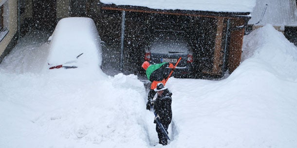 4 Tote bei Schneechaos in Österreich