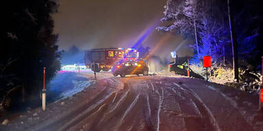 Unfall auf Schneefahrbahn