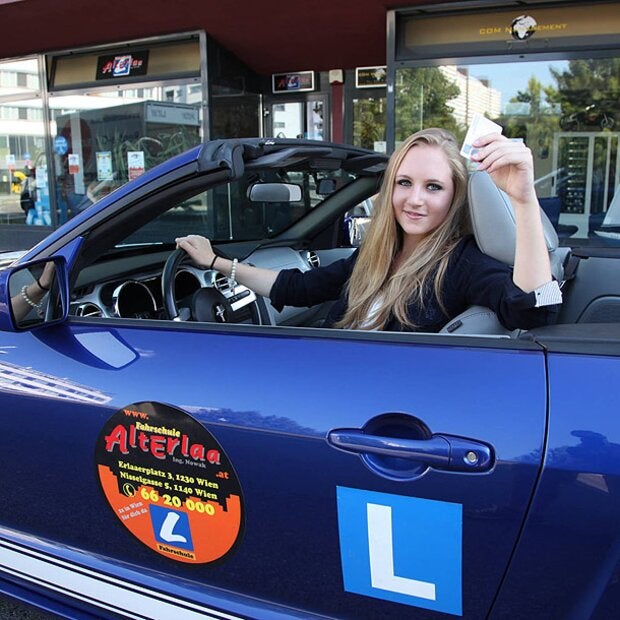 Die stolze Baumeister-Tochter.