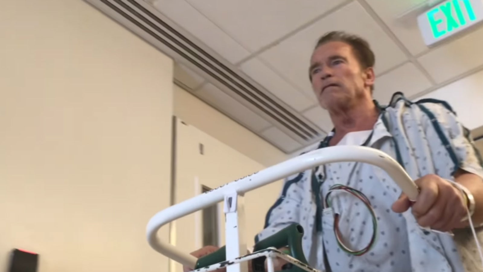 Arnold Schwarzenegger: ''Ich wäre fast gestorben'' - stars24