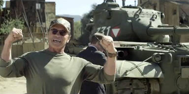 Mit Schwarzenegger im Panzer herumfahren