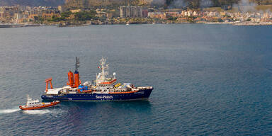 NGO-Schiff "Sea-Watch 4" im Hafen Palermos festgesetzt