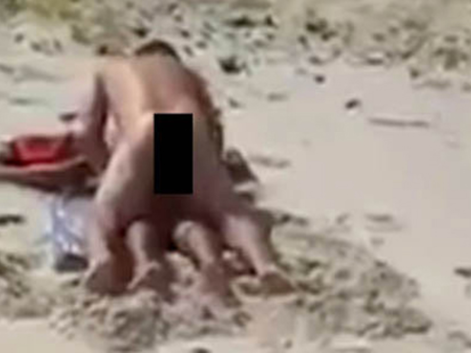 Paar beim Sex am Strand erwischt - oe24.at