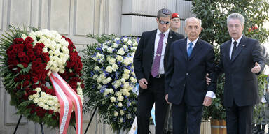 Wien: Peres gedenkt den Holocaust-Opfern