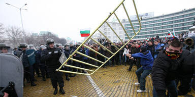 Ausschreitungen bei Anti-Regierungs-Demo in Sofia
