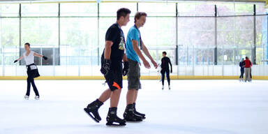 Sommer-Eislaufen in Wiener Stadthalle