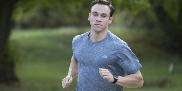 SmartWatch 3 mit Edelstahlgehäuse