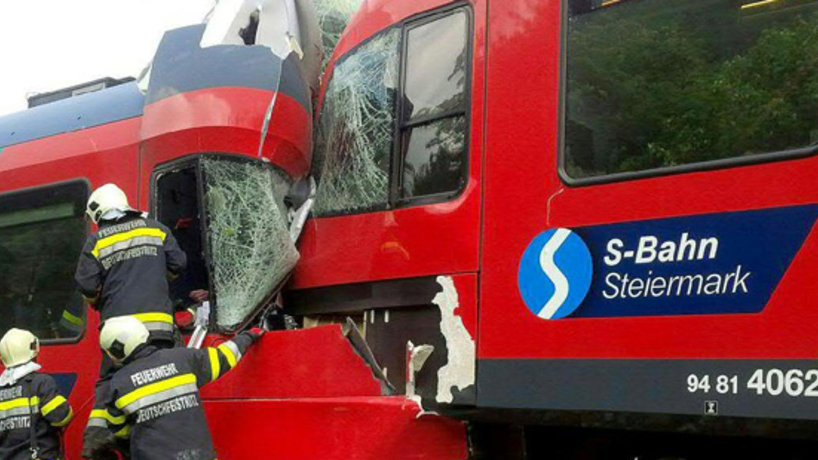 Zug-Crash bei Graz: Lokführer tot - oe24.at