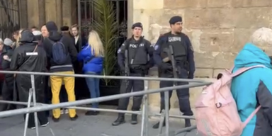 Polizei im Stephansdom