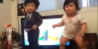 Boogie-tanzende Babys sind Internet-Hit