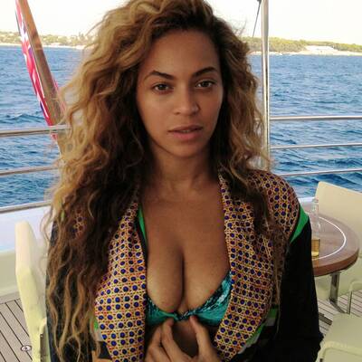 Beyoncé Knowles zeigt private Schnapschüsse