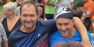 Steirer-Duo schafft mit Marathontennis Guinness-Weltrekord