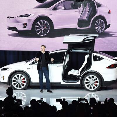 Fotos vom Tesla-SUV Model X